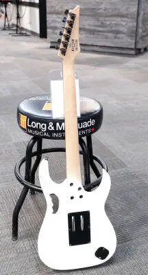 Ibanez - JEM Junior Steve Vai Signature Electric Guitar with Vine Inlay - Left Handed - White 2